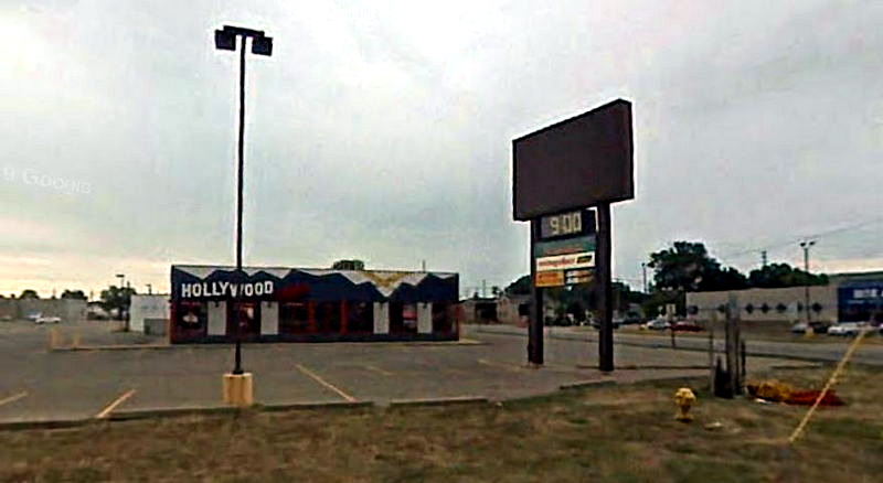 Hollywood Video - Mount Clemens - 10 N Groesbeck Hwy